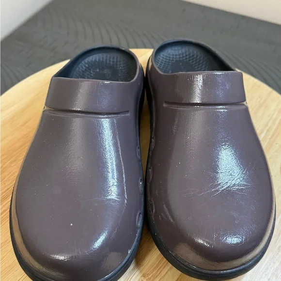 OOFOS unisex OOcloog Luxe Clogs - Picture 5 of 11